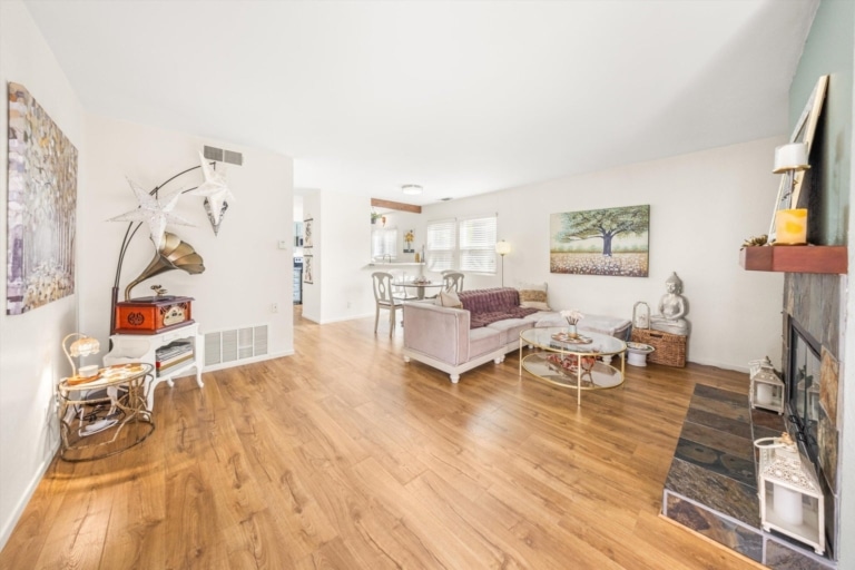 1407 San Pascual Street, B