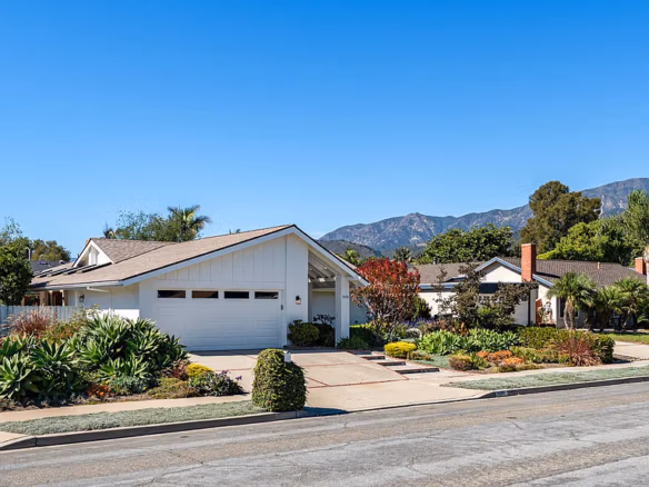 1436 Carnation Place